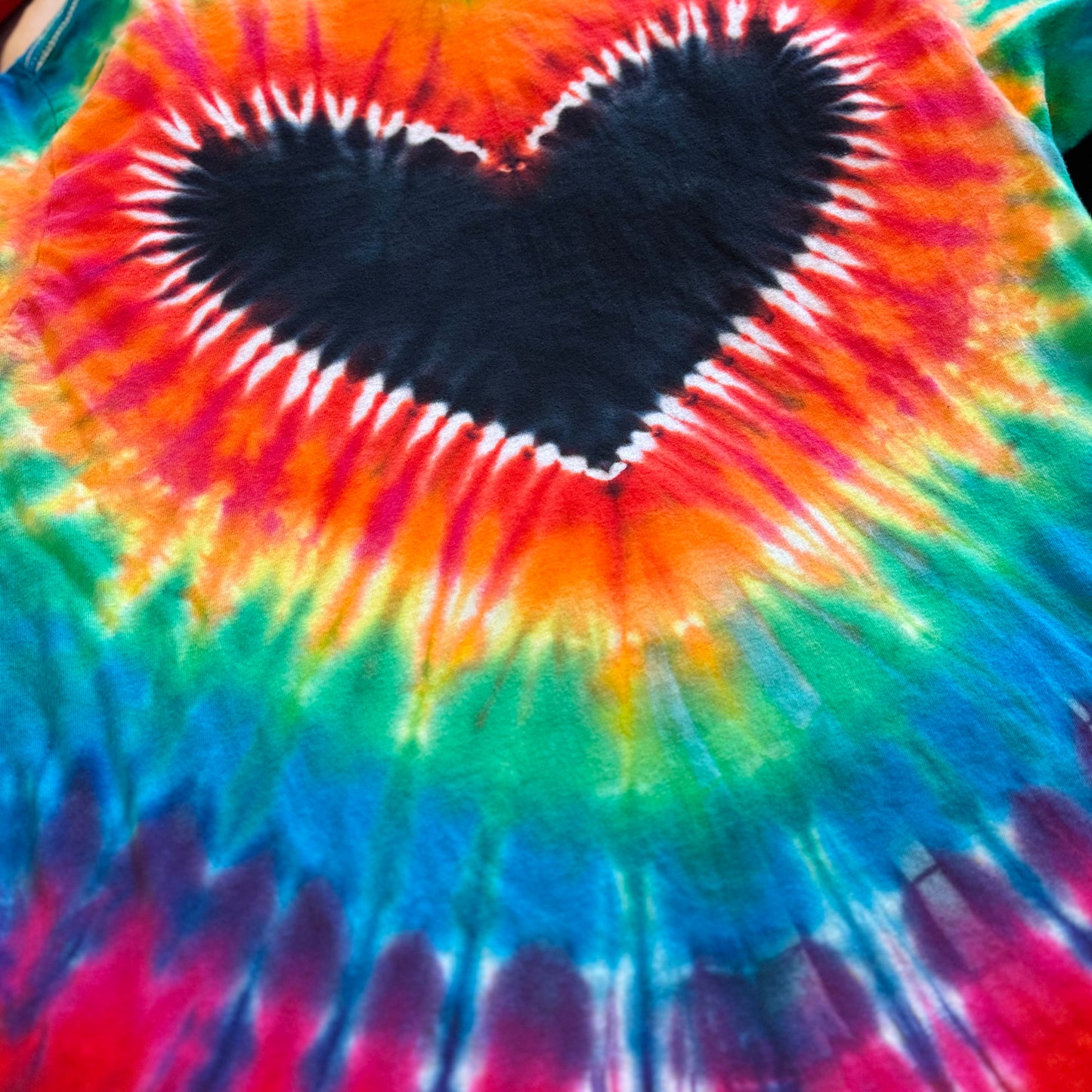 Custom heart tie dye - short sleeve tee